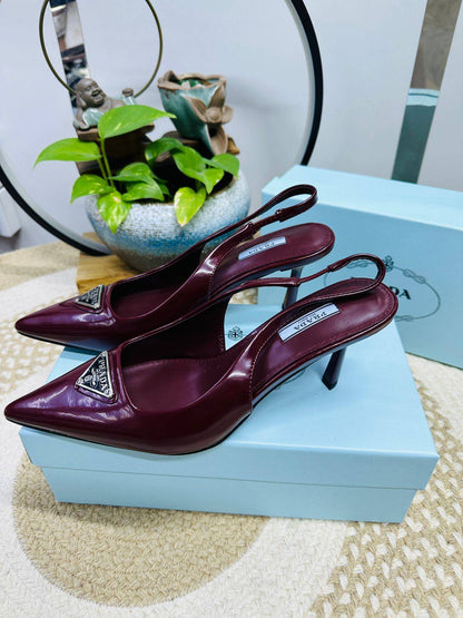 Miu Miu
Size 37-41 
120 dhs💓

Zain132
♥️♥️♥️