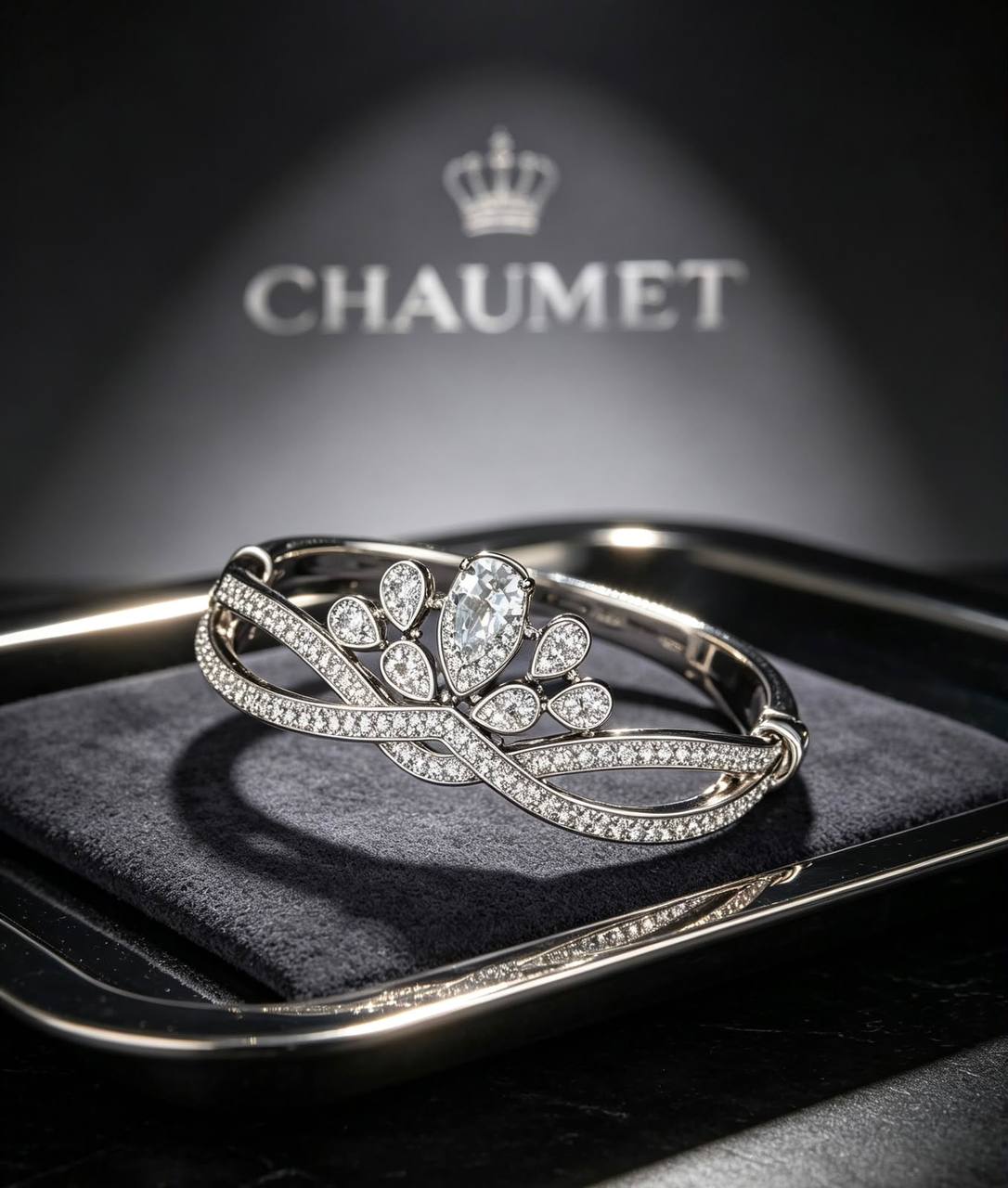CHOUMET BANGLE
MASTER 💫✨
120 DHS🇦🇪🇦🇪
 WITH SMALL
BOX AND PAPER BAG
🛍️🎁

Zain89
♥️♥️♥️