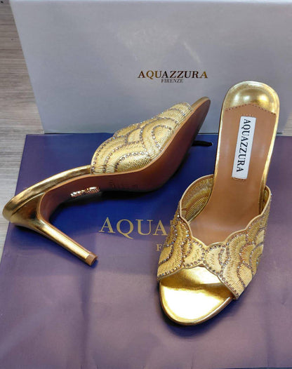 Aquazzura 
New Arrived 
Size 36 To 41
120 dhs❣️

Zain120
♥️♥️♥️