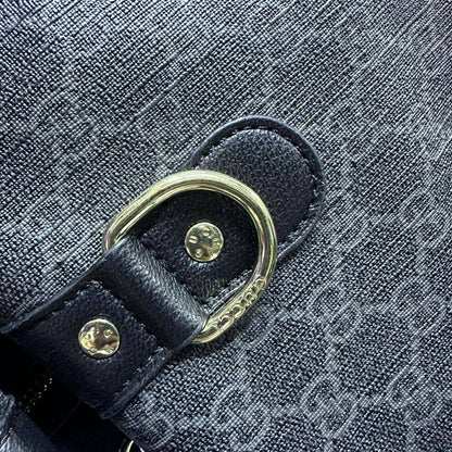 GUCCI 

TRAVELLING BAG 

RESTOCK 

GOOD QUALITY 
115 dhs🇦🇪🇦🇪

Zain39
Zain295
♥️♥️♥️