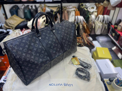 Lv - Gucci - Dior - Fendi - Prada - GOYARD 
Traveling Bag
Good Quality 
115 dhs❤️

Zain250
♥️♥️♥️