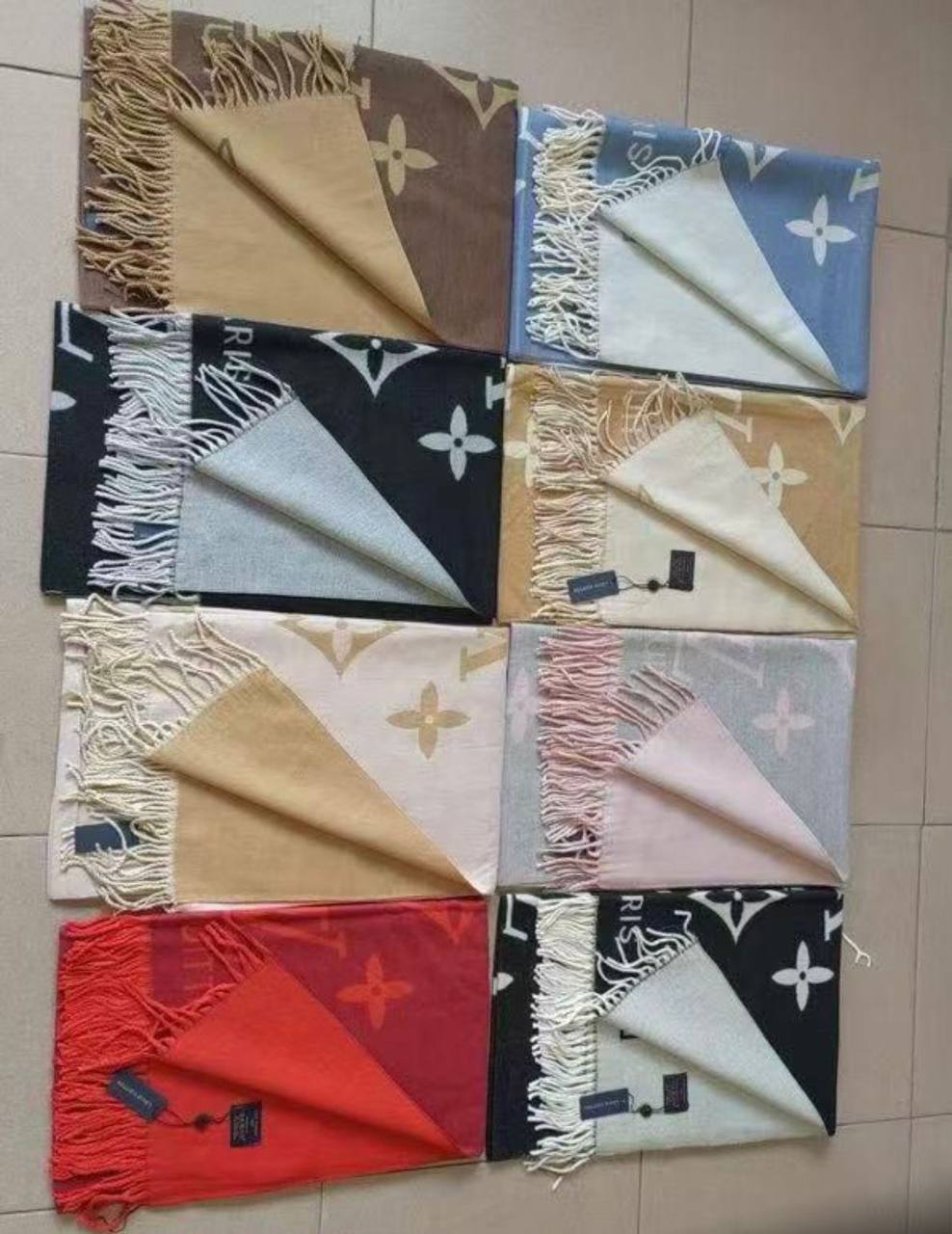 Winter scarf 
45 dhs🪙🌨️

Zain93
♥️♥️♥️