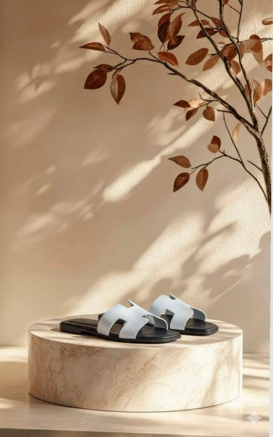 HERMES 
☘️ *SIZE  36  to 41 ☘️     
180 dhs🪙🌨️

Zain224
♥️♥️♥️