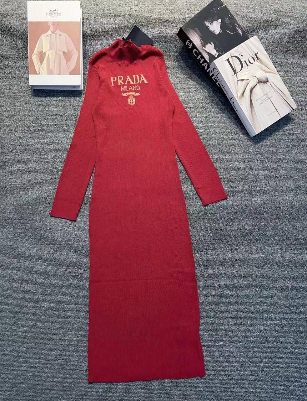 *New collections 💕💕     
150 dhs✅
*good  quality  
*Sizes:S M L 
*AVAILABL

Zain231
♥️♥️♥️