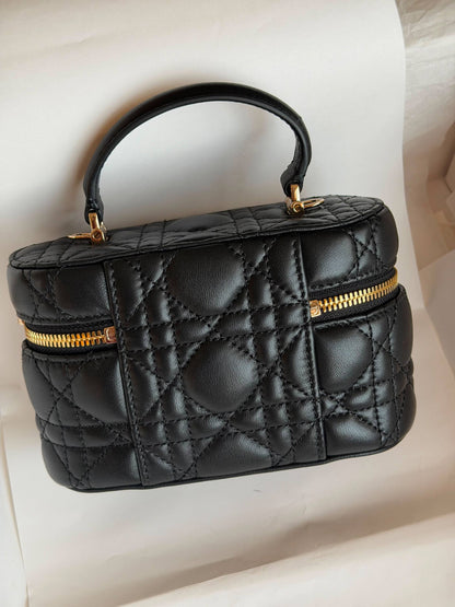 Dior

For Price 👇 WhatsApp✅
0568585901 
0507557372
0552275751 Owner Zain 👌

ZainETAG 4
♥️♥️♥️