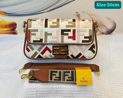 Fendi
Best quality
With box’s
🎁🎁🎁

115 dhs✅
size 26cm

Zain158
♥️♥️♥️