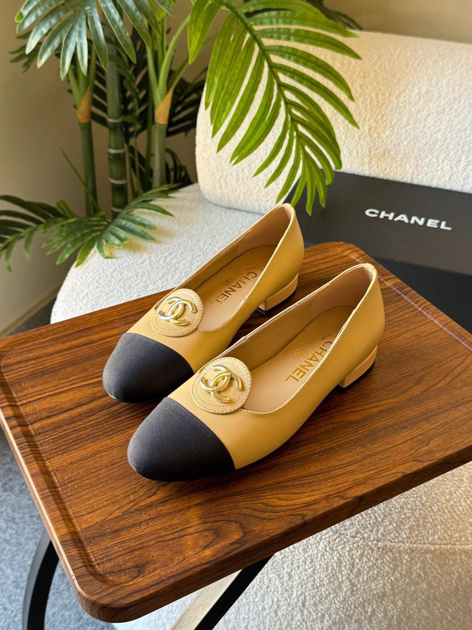 CHANEL 
SuperMaster Quality 💯
490 dhs👑
Size: 36-41💥

Zain171
♥️♥️♥️