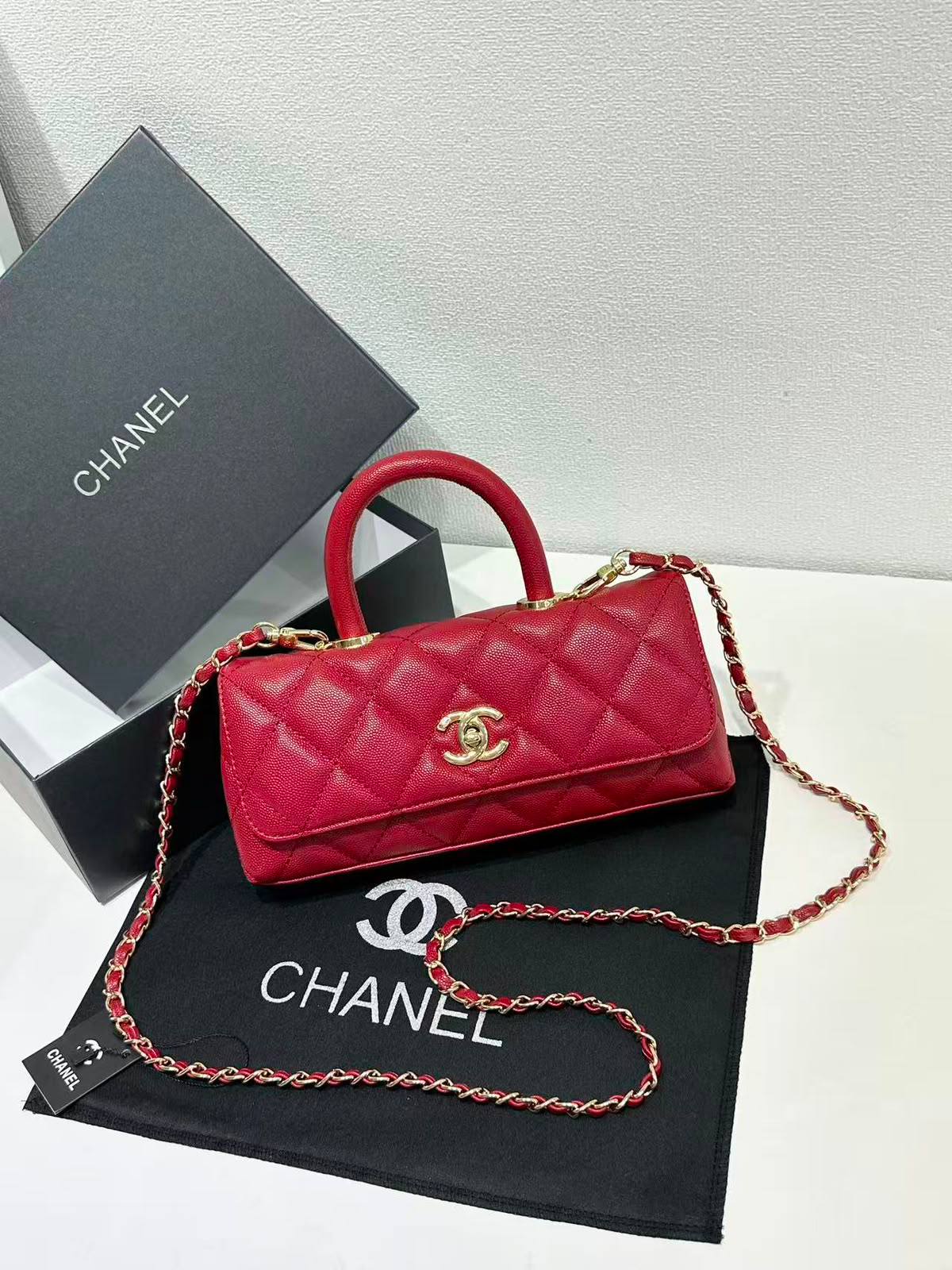 Chanel

100 dhs🇦🇪🇦🇪🇦🇪

Withbox
Zain143
♥️♥️♥️