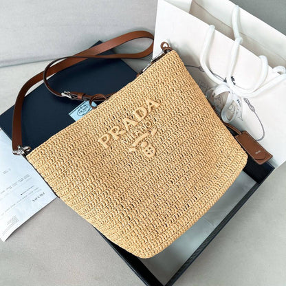 Prada 
Super master quality 
For Price 👇 WhatsApp✅
0568585901 
0507557372
0552275751 Owner Zain 👌

Zain315
♥️♥️♥️