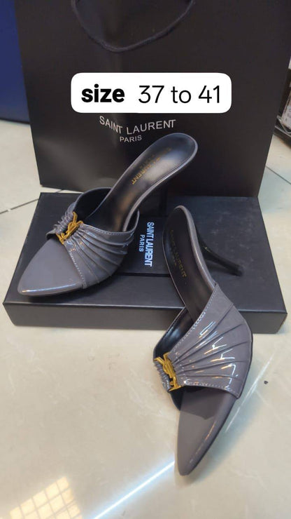 YSL

110 dhs✅

Zain146
♥️♥️♥️