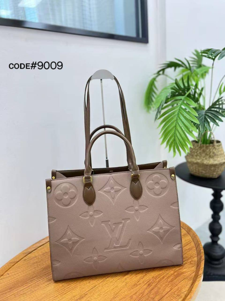 LV
ᴏɴ ᴛʜᴇ ɢᴏ ᴛᴏᴛᴇʙᴀɢ
ᴡɪᴛʜ ʟᴏɴɢ ʙᴇʟᴛ sᴛʀᴀᴘ
ᴍᴏɴᴏɢʀᴀᴍ ʟᴇᴀᴛʜᴇʀ
sɪᴢᴇ : 40 cm

75 dhs✅

Zain31
❣️❣️❣️