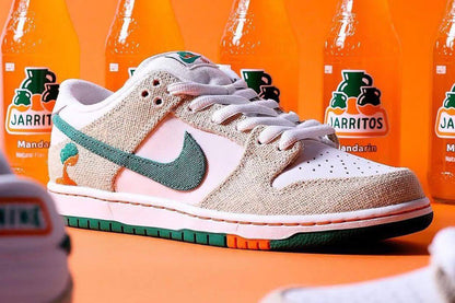 Nike x Jarritos SB Dunk🥤🧡
Size 36-45 AVAILABLE 🤩
220 dhs🪙💕

Zain242
♥️♥️♥️