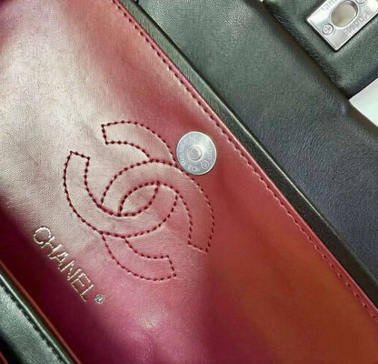 CHANEL 
NEW CAME GOOD QUALITY 
WITH BOX 
🎁🎁🎁

110 dhs❣️

Zain39
♥️♥️♥️