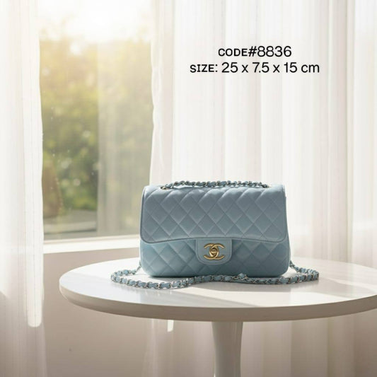 CHANEL ᴄʟᴀssɪᴄ
ᴅᴏᴜʙʟᴇ ғʟᴀᴘ ɢᴏʟᴅ ʜᴀʀᴅᴡᴀʀᴇ
LAMBSKIN LEATHER ᴍᴀᴛᴇʀɪᴀʟ
sɪᴢᴇ : 25 cm
ᴡɪᴛʜ BOX
🎁🎁🎁

75 dhs🪙🌨️

Zain31
♥️♥️♥️