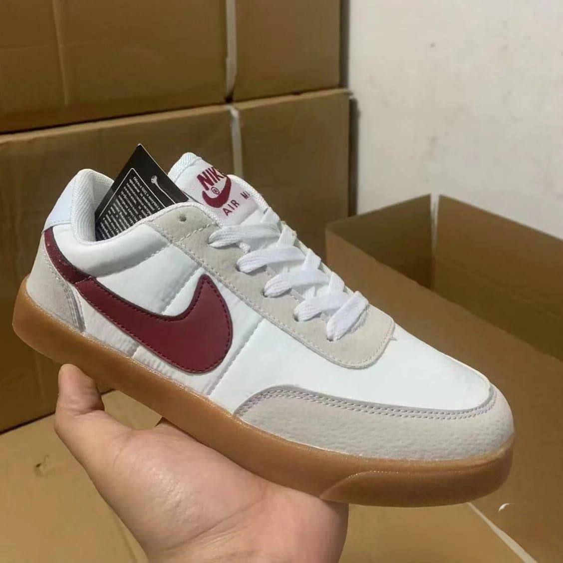 Nike
Size 40-44
60 dhs🪙🖤

Zain40
♥️♥️♥️