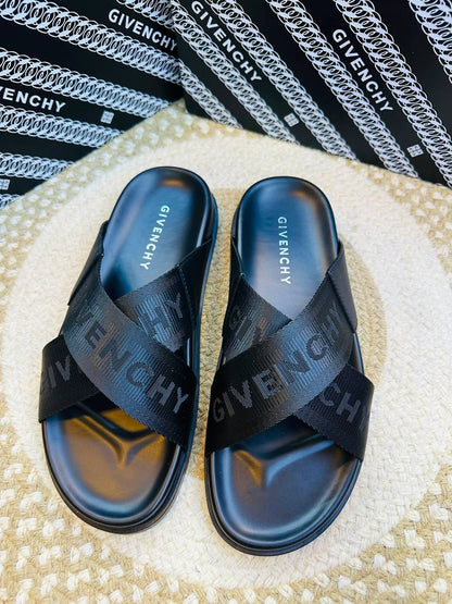 New
Size 40-46 
200 dhs💓

Zain132
♥️♥️♥️