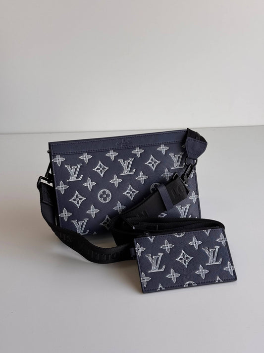 LV
*CROSS BODY*
750 dhs✅
*Super Master*🦁

Zain284
♥️♥️♥️