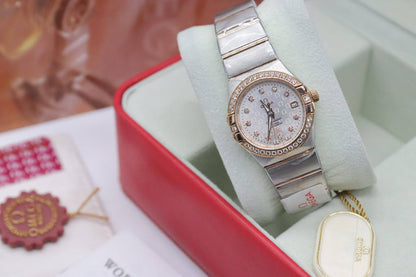 Omega Ladies
230 dhs❣️
Master Quality

Zain33
♥️♥️♥️