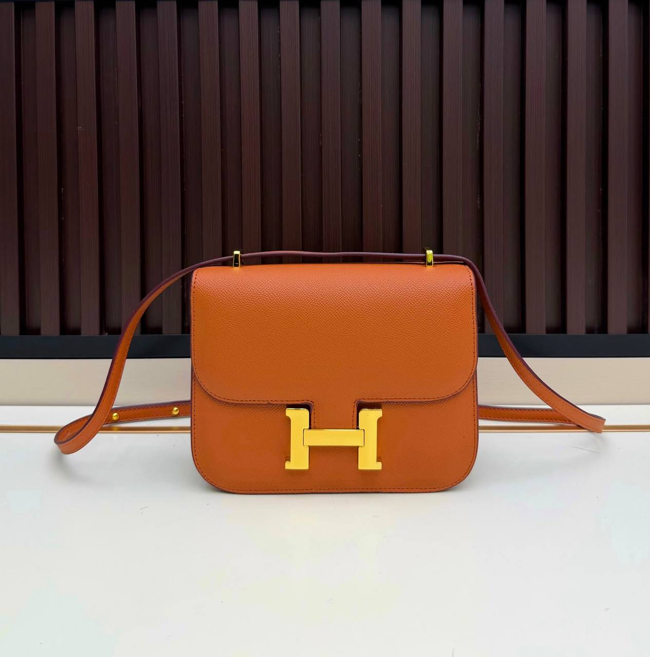 HERMES 
GOOD QUALITY 
WITH BOX 
110 dhs🇦🇪🇦🇪
19 CM

Zain295
♥️♥️♥️