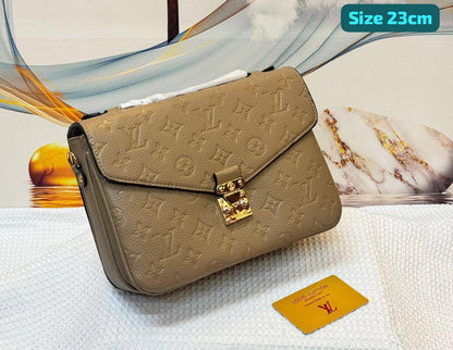 LV

Good quality 

with box 
115 dhs🇦🇪🇦🇪

Zain186
♥️♥️♥️