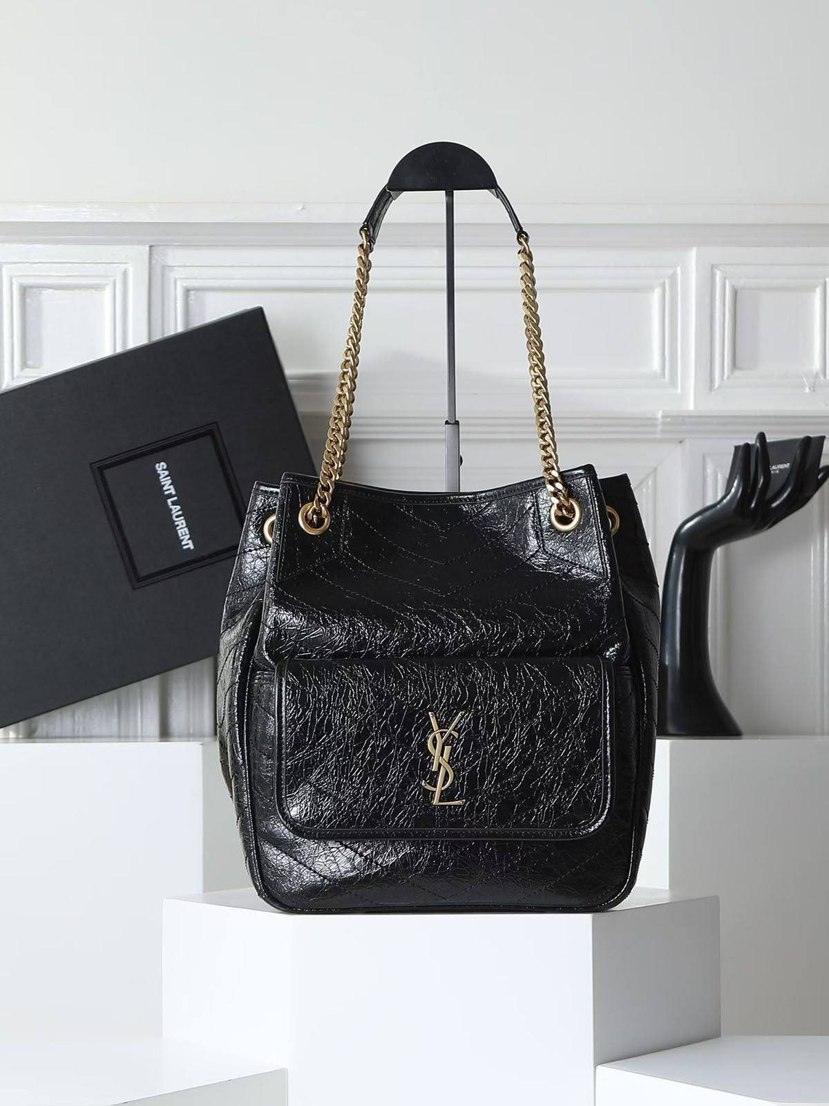 YSL

340 dhs🇦🇪🇦🇪

Zain153
♥️♥️♥️