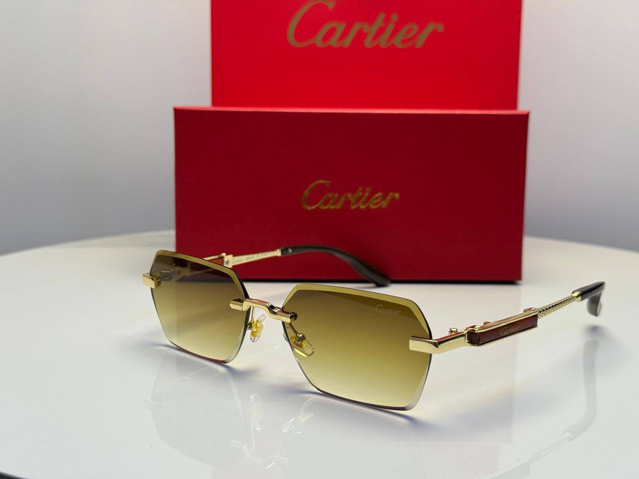 Cartier
65 dhs🇦🇪🇦🇪

Zain182
♥️♥️♥️