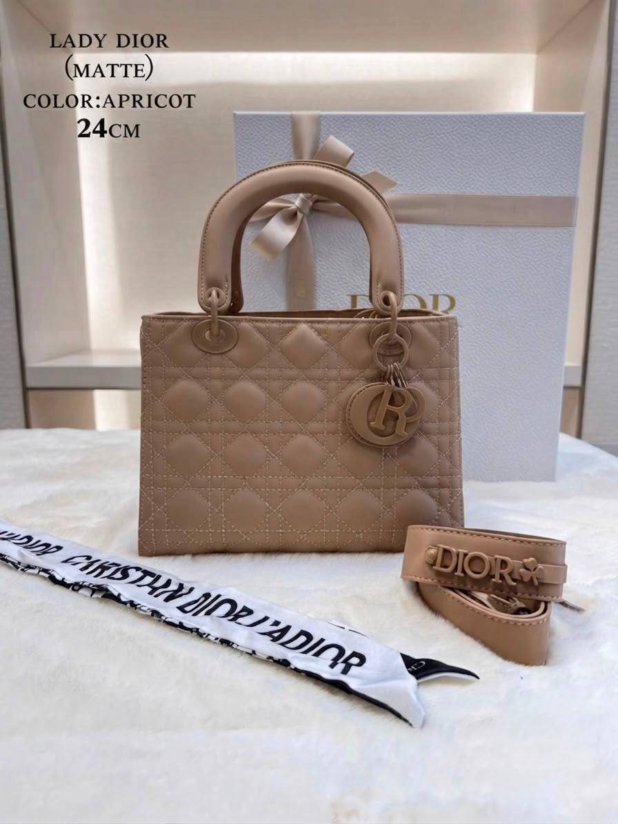 Lᴀᴅʏ Dior Mᴀᴛᴇ
ᴡɪᴛʜʙᴏx
ᴄᴀɴᴠᴀs ɪɴsɪᴅᴇ
sɪᴢᴇ:24ᴄᴍ
120 dhs🇦🇪🇦🇪

Zain56
♥️♥️♥️