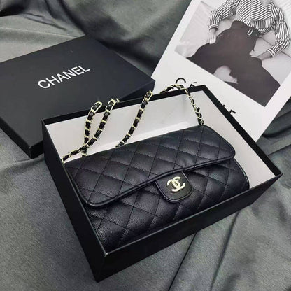 Chanel

with box
🎁🎁🎁

90 dhs❣️

Zain07
♥️♥️♥️