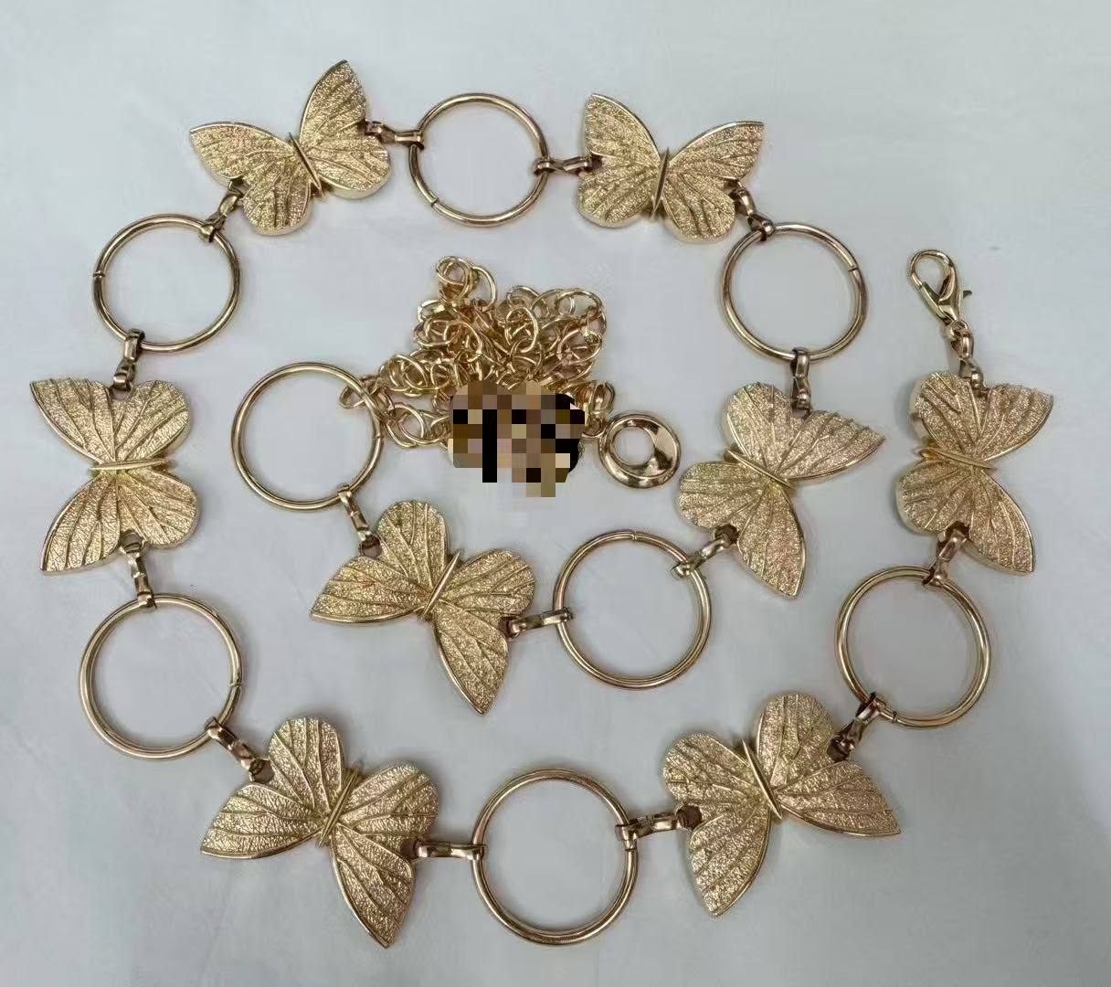 Ladies belt 
35 dhs✅

Zain161
♥️♥️♥️