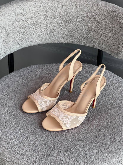 Louboutin

36-41
_Super master high quality_🪡
500 dhs🇦🇪🇦🇪

Zain176
♥️♥️♥️