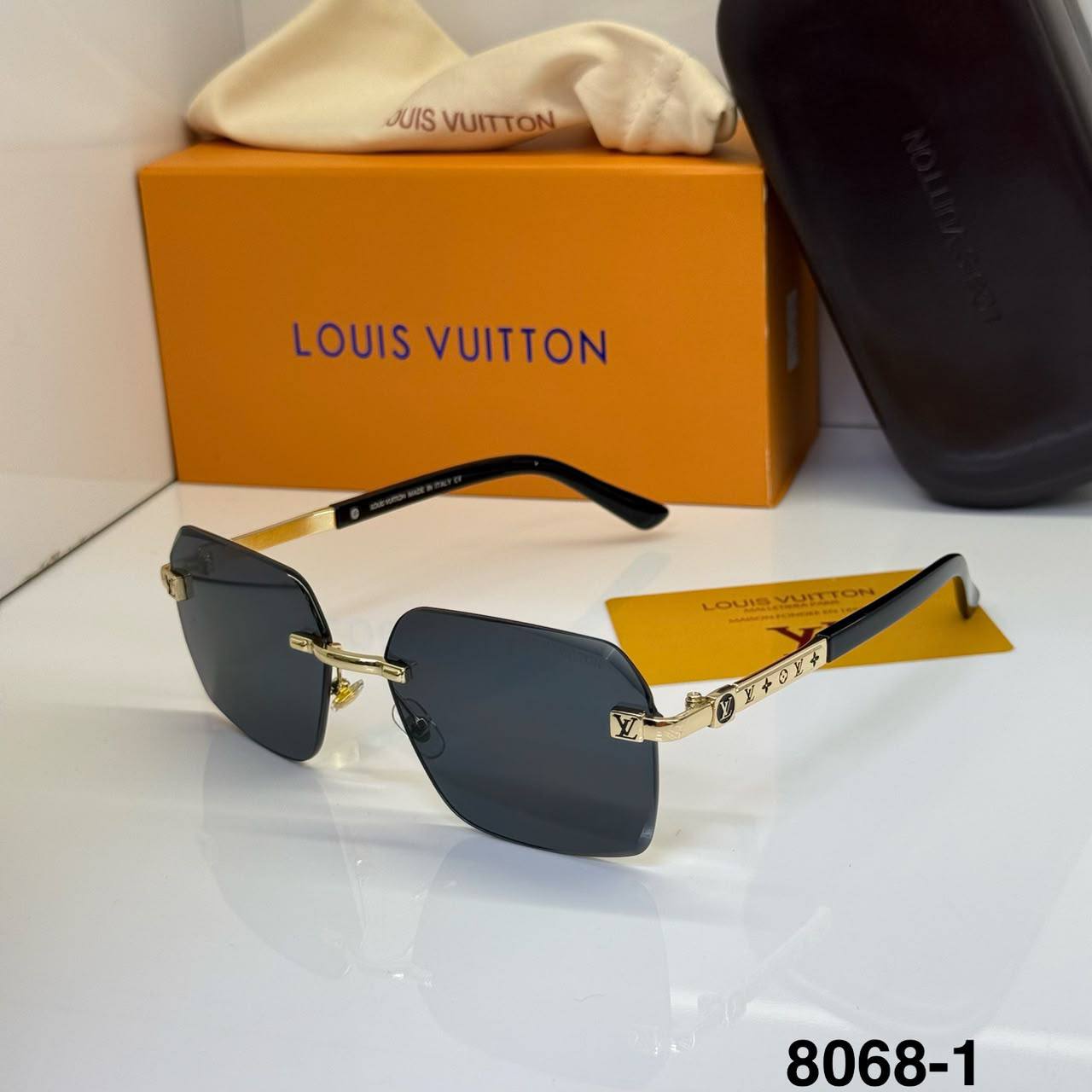 SUNGLASSES 🕶️
GOOD QUALITY 
50 dhs🇦🇪🇦🇪

Zain40
♥️♥️♥️