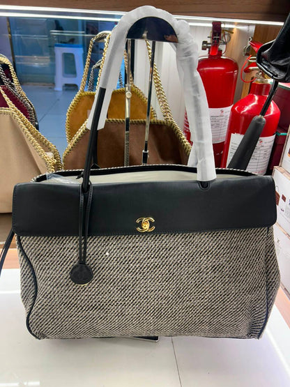 Chanel
Master Quality
For Price 👇 WhatsApp✅
0568585901 
0507557372
0552275751 Owner Zain 👌

Zain167
♥️♥️♥️