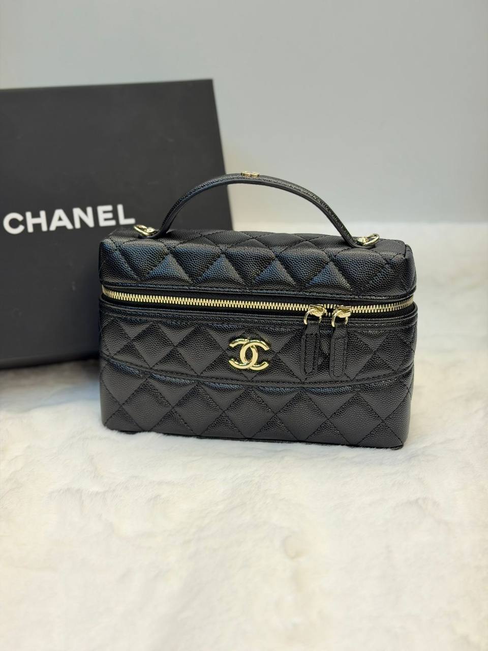 Chanel

220 dhs

Zain134
♥️♥️♥️