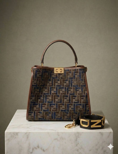 FENDI Peekaboo Bag
In Zucca Jacquard
Canvas Material
With Belt strap Gold Logo
No BOX
Size : 30 cm

100 dhs🇦🇪🇦🇪

Zain239
♥️♥️♥️