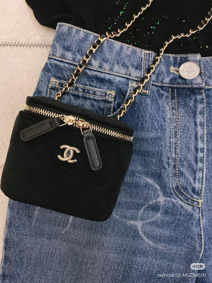Chanel Master
For Price 👇 WTSP Text Zain 0568585901

Zain192
♥️♥️♥️
