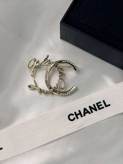 Chanel
75 dhs❣️

Zain106
♥️♥️♥️