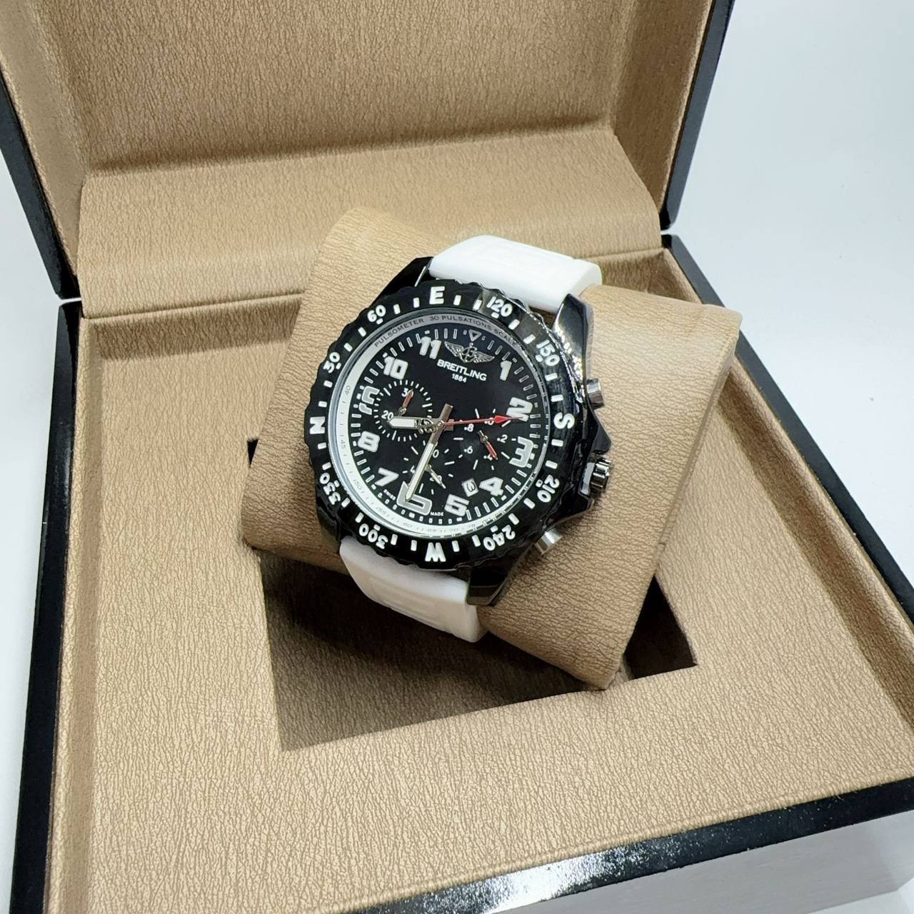 Stop watch 
65 dhs🪙💕

Zain45
♥️♥️♥️