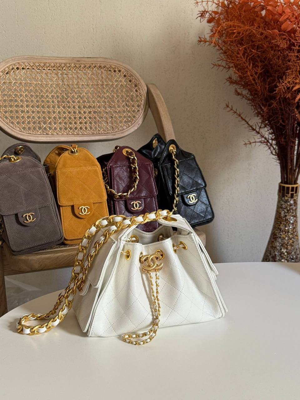 New Collection✨✨✨
CHANEL
22cm
360 dhs🪙💚
Top quality 
With box🎁

Zain167
♥️♥️♥️