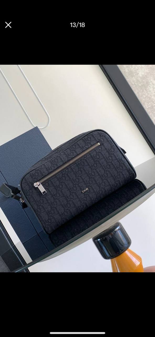 Master bags
175 dhs✅

Zain33
♥️♥️♥️