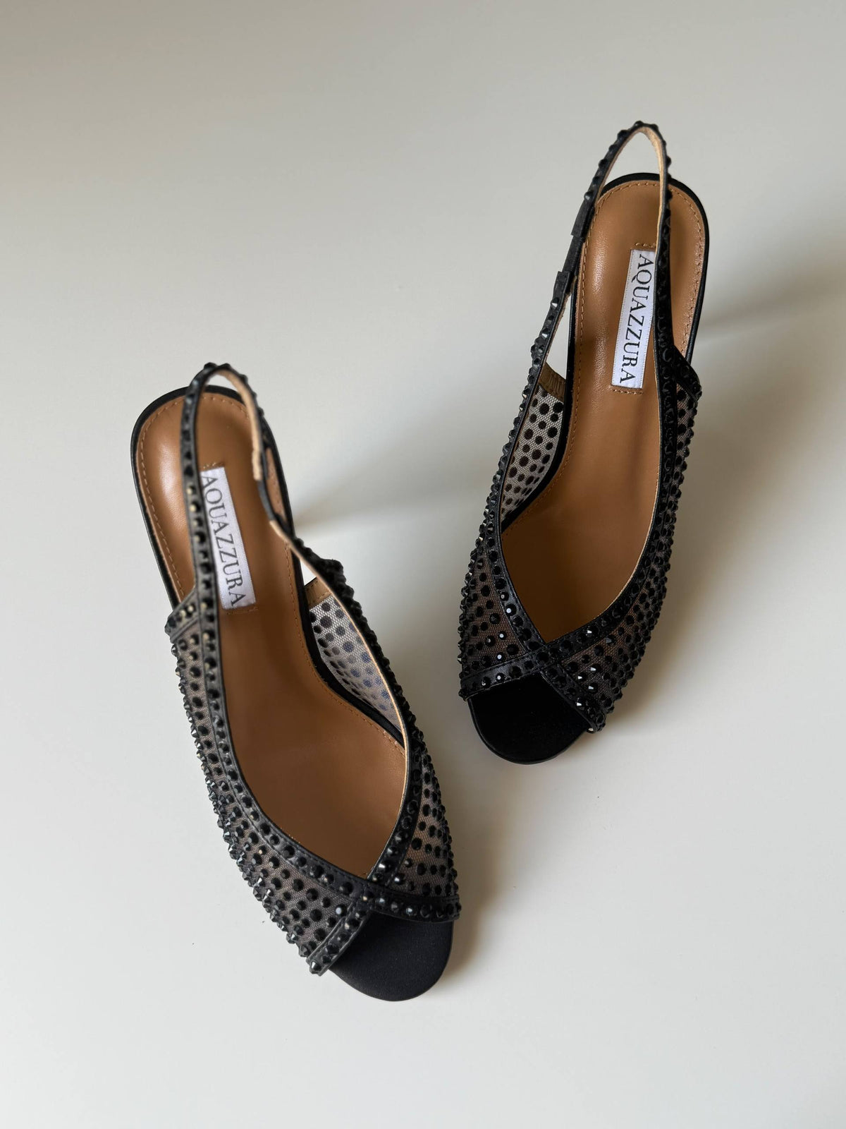 AQUAZZURA

36 to 41

430 dhs🇦🇪🇦🇪

Zain288
♥️♥️♥️
