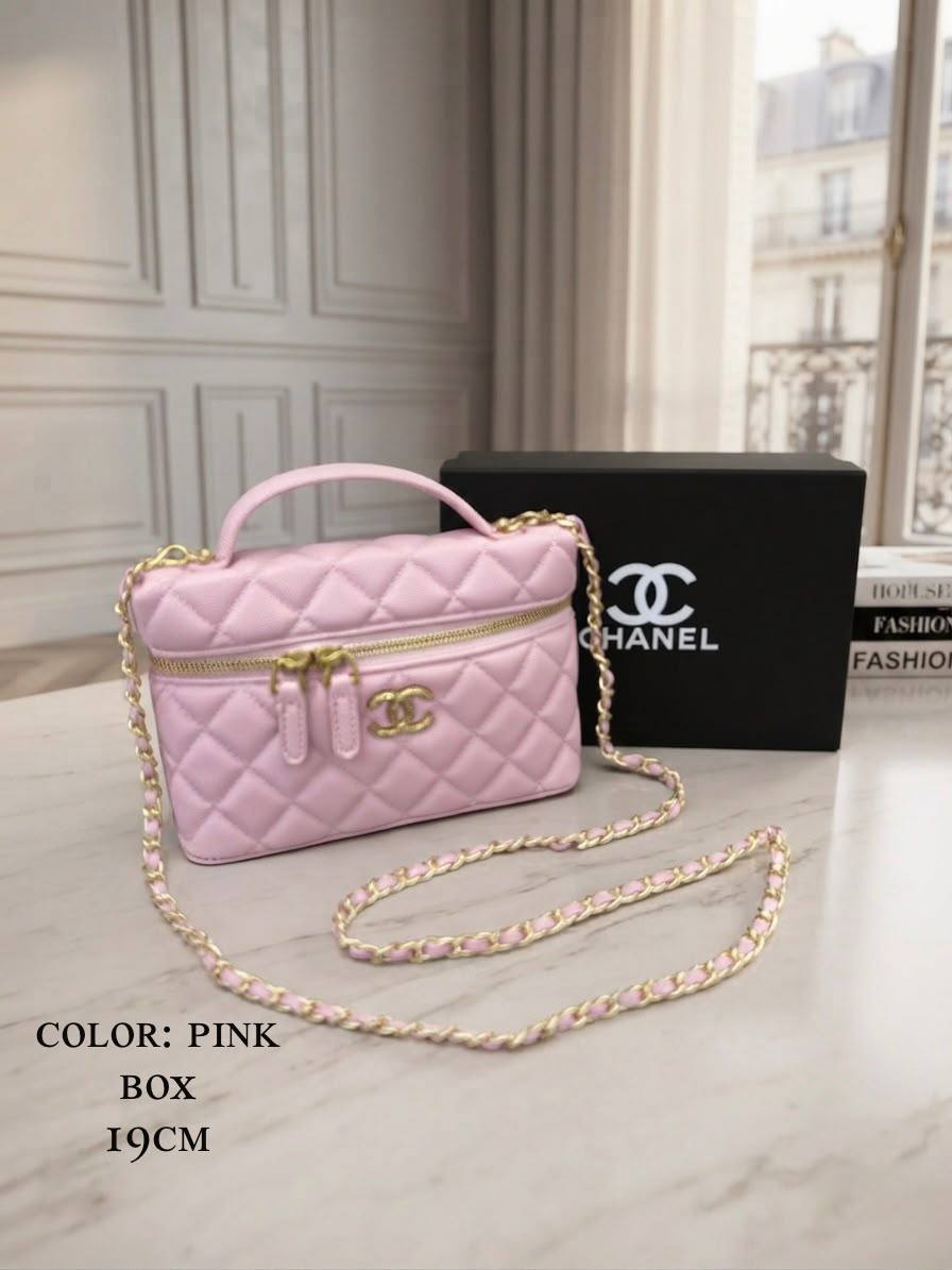 Chanel ᴠᴀɴɪᴛʏ  ᴛᴏᴘ ʜᴀɴᴅʟᴇ
Gᴏʟᴅᴛᴏɴᴇ ᴄʀᴏssʙᴏᴅʏ 
ᴡɪᴛʜʙᴏx
Cᴀᴠᴀɪʀ
sɪᴢᴇ:19ᴄᴍ
105 dhs🇦🇪🇦🇪

Zain56
♥️♥️♥️
