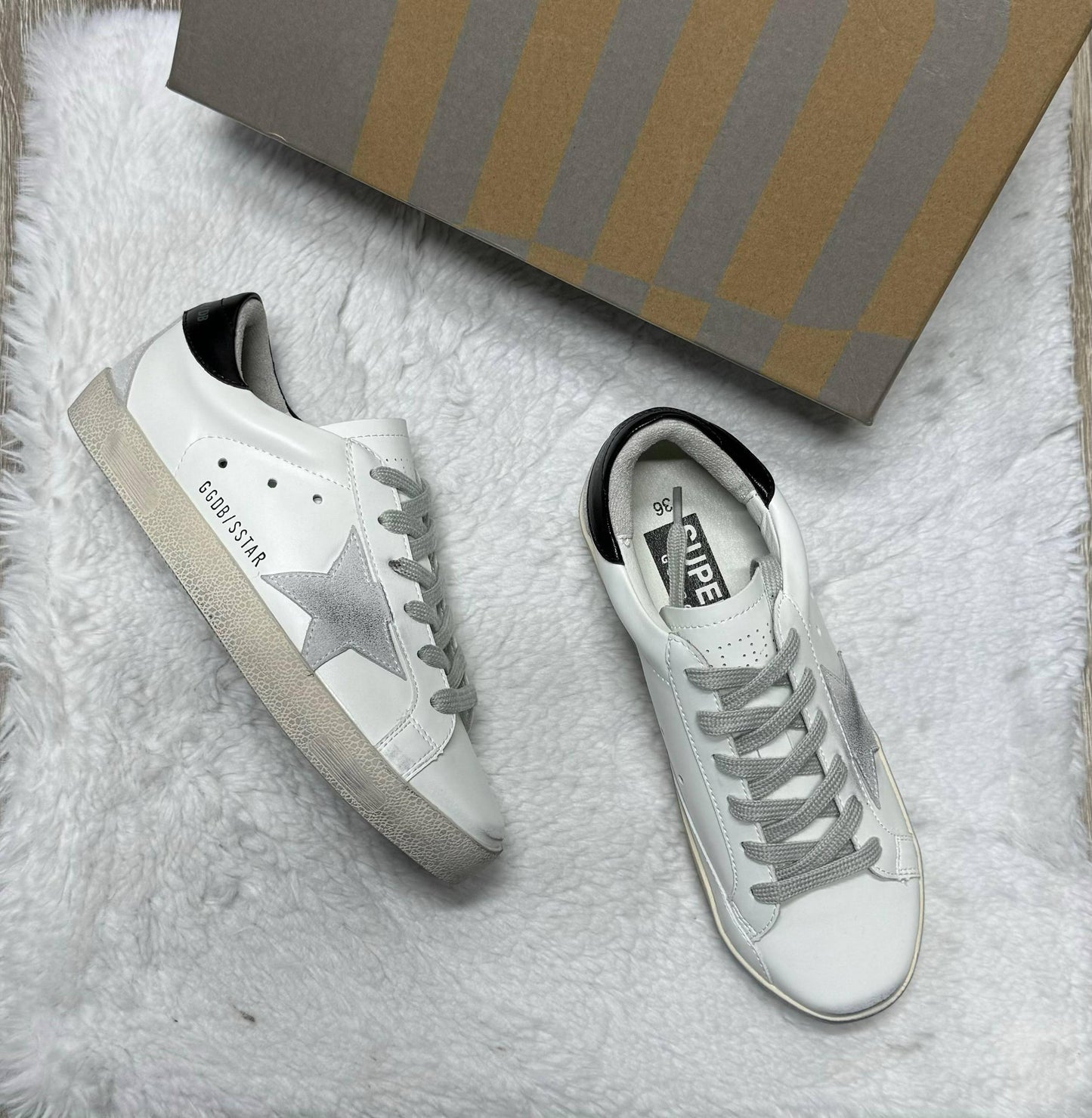 GGDB Star
Size 36-41⚡️
150 dhs❣️
Good quality 😍

Zain183
♥️♥️♥️