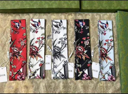 Silk   Bag scarf 
20 dhs💓

Zain93
♥️♥️♥️