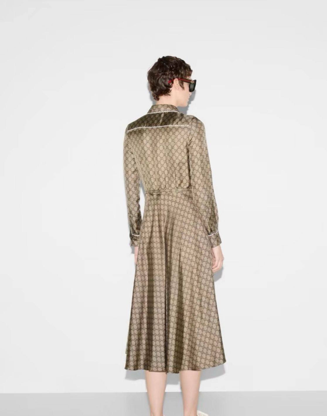 *New collections 💕💕      
230 dhs🌺
*good  quality  
*Sizes:S M L 
*AVAILABL

Zain231
♥️♥️♥️