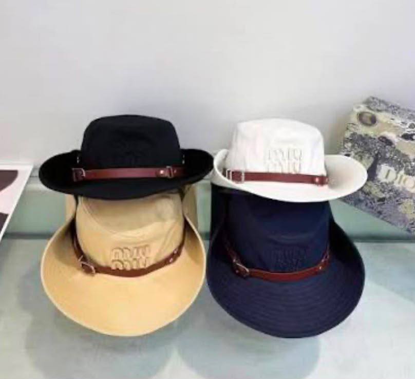 MIU MIU

 NEW HATS

230 dhs🇦🇪🇦🇪

Zain328
♥️♥️♥️