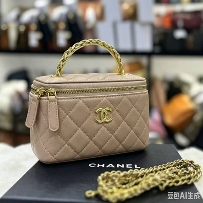 Chanel
110 dhs💛

Zain253
♥️♥️♥️
