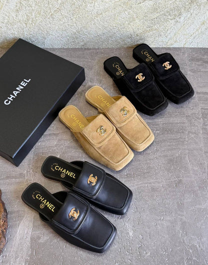CHANEL 💫😍
SuperMaster Quality 💯
450 dhs✅
Size: 36-41 💥

Zain171
♥️♥️♥️