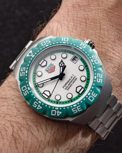Tagheuer watches good quality automatic 
280 dhs🪙🖤
  (SIZE 38mm)

Zain59
♥️♥️♥️