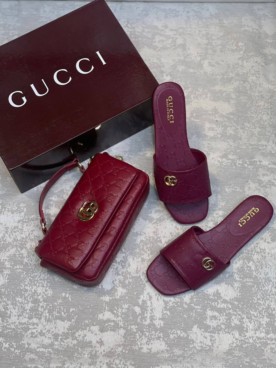 Gucci
Set 
Size 36-41
230 dhs✅

Zain175
♥️♥️♥️
