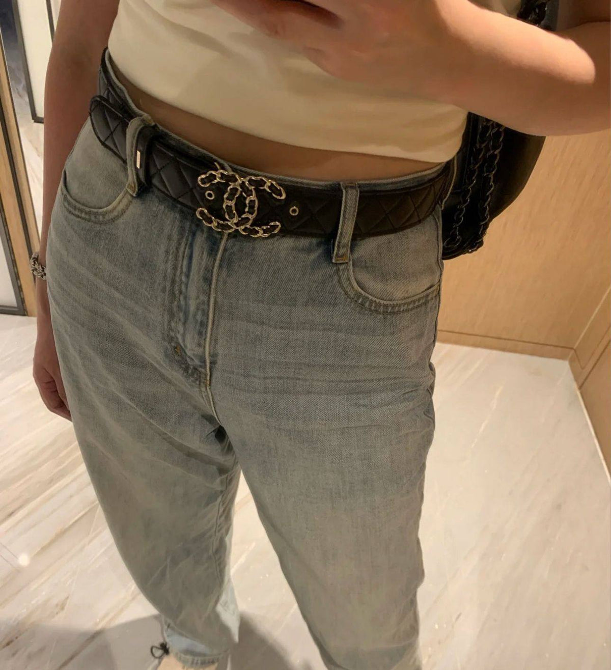 Chanel

master quality

300 dhs🇦🇪🇦🇪

Zain164
♥️♥️♥️